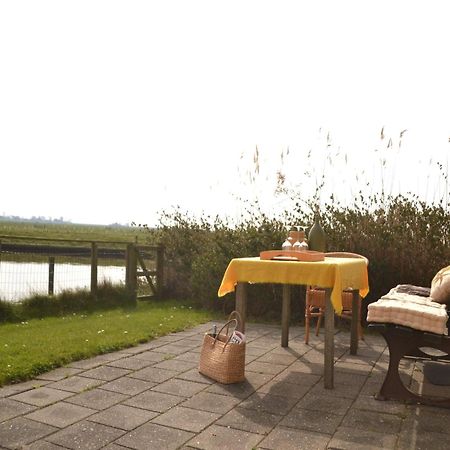 Delightful Holiday Home In Warns With Jetty Buitenkant foto